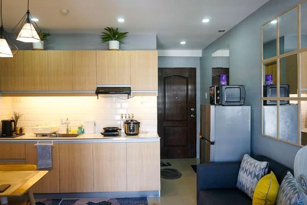 מנילה The Fika Room Near Mnl Airport - Scandi Studio Unit With Fast Wi-Fi & Netflix - Read Full Property Desc Before Booking מראה חיצוני תמונה
