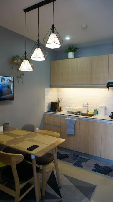 מנילה The Fika Room Near Mnl Airport - Scandi Studio Unit With Fast Wi-Fi & Netflix - Read Full Property Desc Before Booking מראה חיצוני תמונה